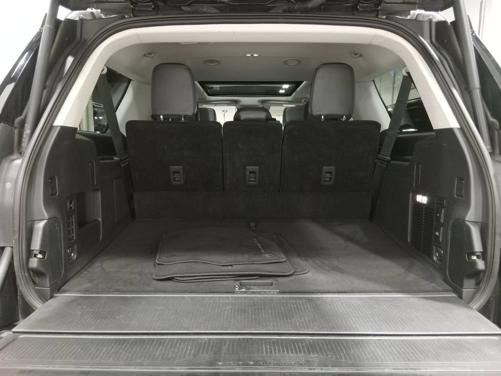 Certified 2025 Ford Expedition Max Platinum w/ Driver's Package AWD/4WD image 5