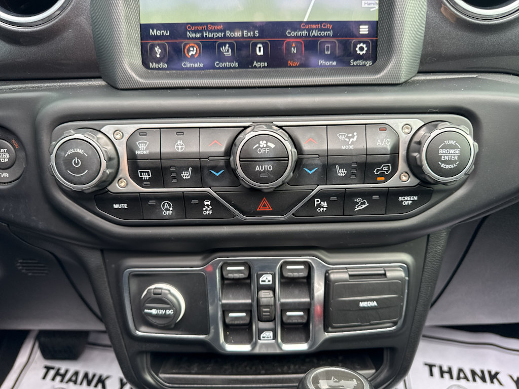 Used 2020 Jeep Wrangler Unlimited Sahara AWD/4WD image 19