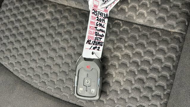 Used 2019 GMC Terrain SLE w/ Driver Convenience Package image 30