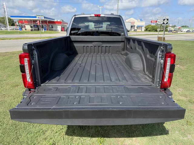 Certified 2025 Ford F350 XLT w/ 360-Degree Camera Package AWD/4WD image 16