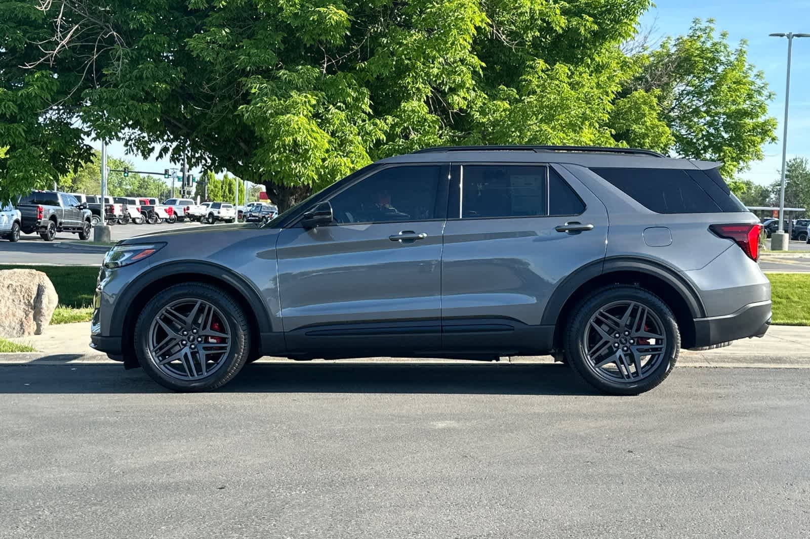 Certified 2026 Ford Explorer ST w/ Sun And Sound Package AWD/4WD image 5