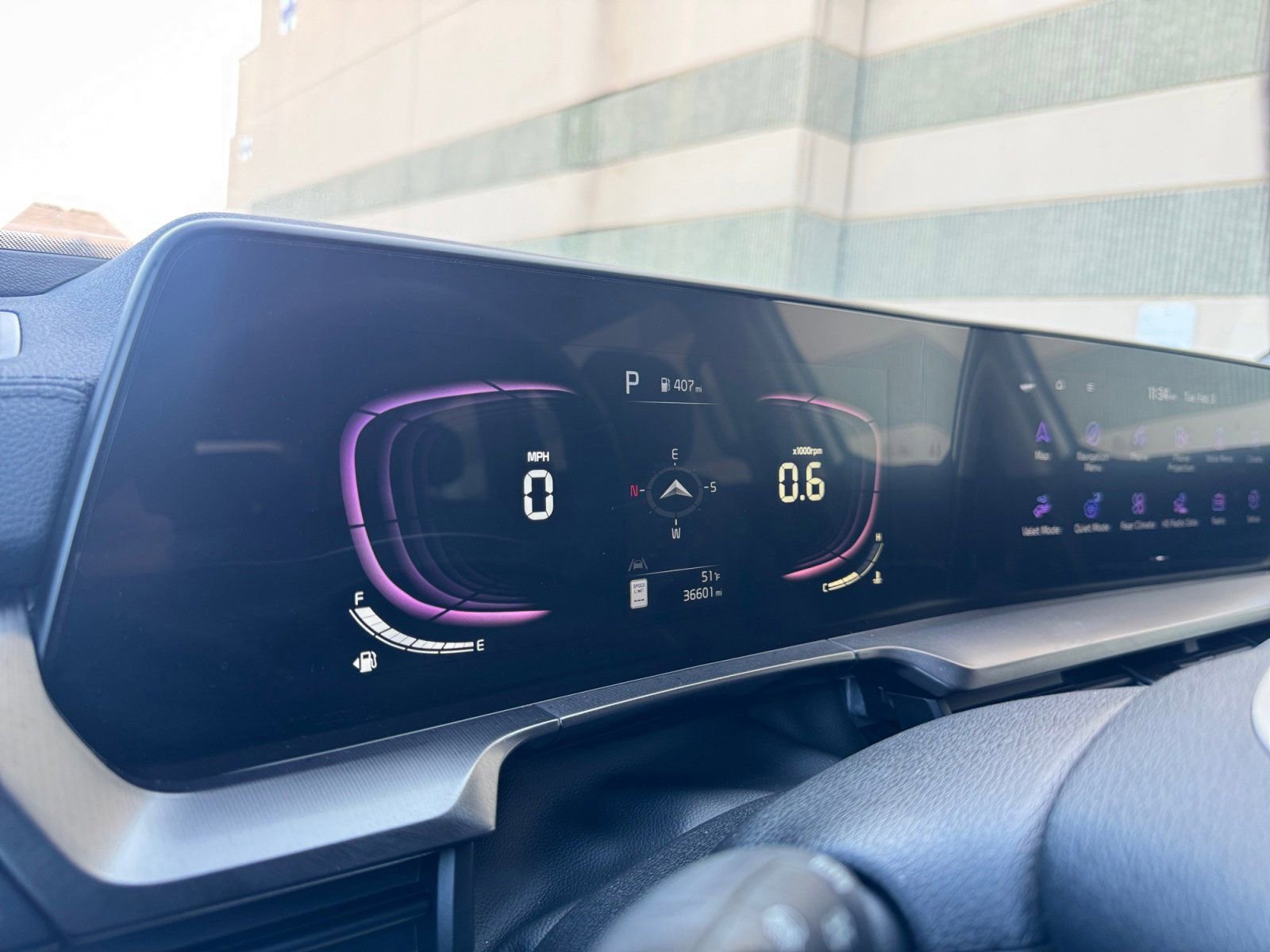 Used 2023 Kia Telluride LX image 26