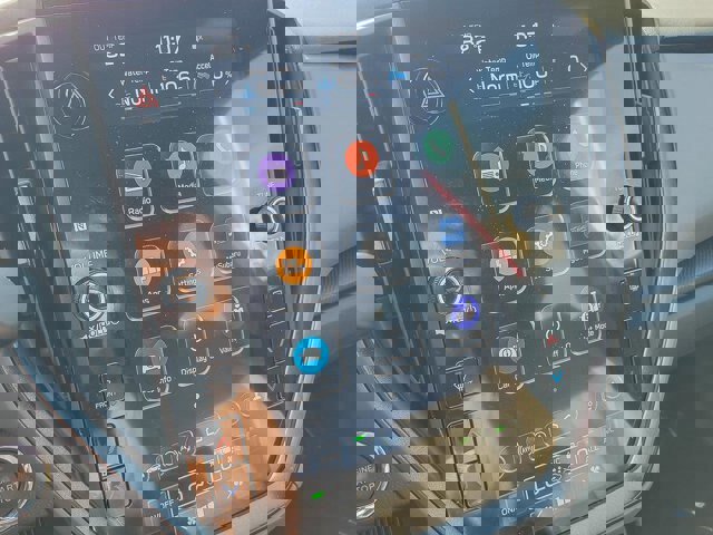 Used 2024 Subaru Crosstrek 2.5i Wilderness w/ Crosstrek Mirror Package image 19