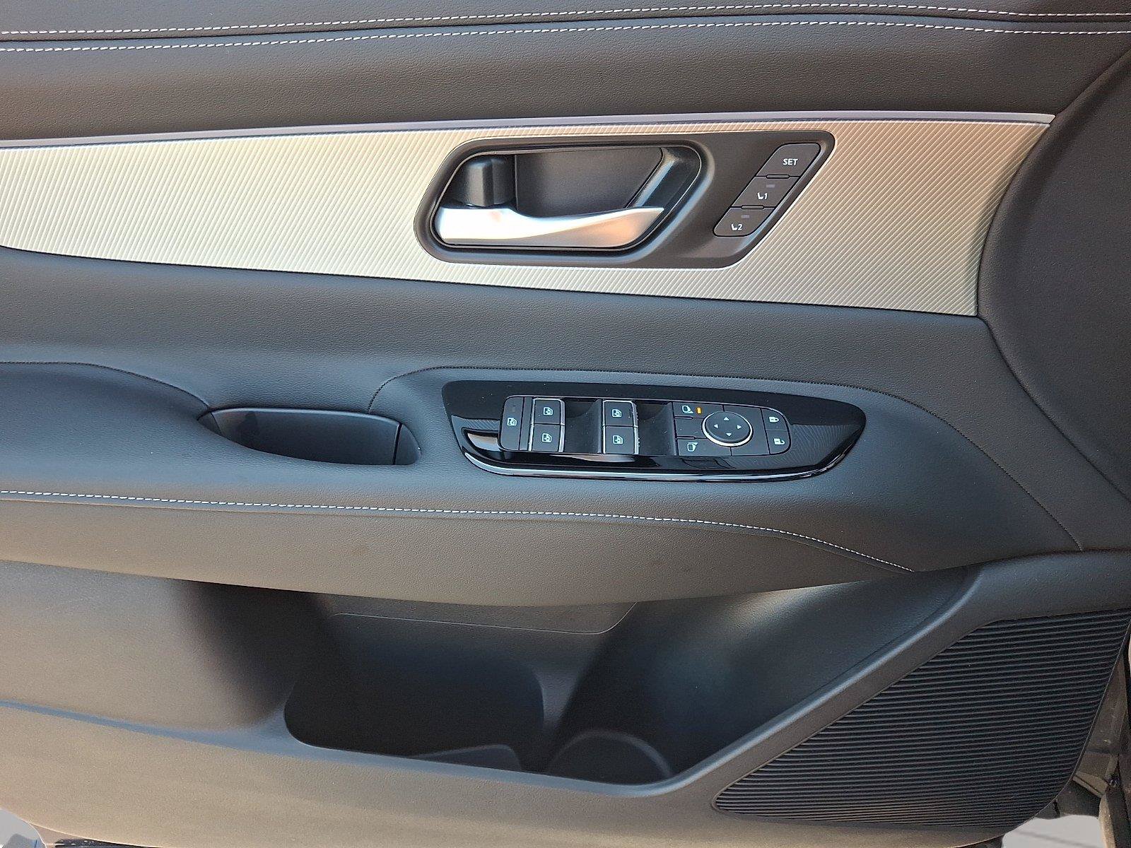 Used 2025 Nissan Murano SL w/ Cargo Package AWD/4WD image 10