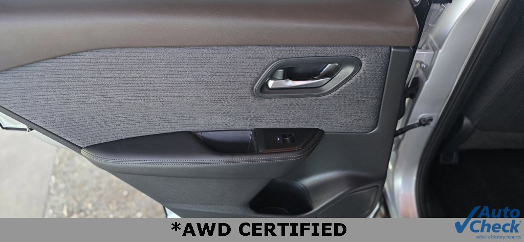 Used 2023 Nissan Rogue SV image 18