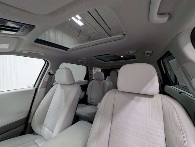 Used 2026 Hyundai Palisade Limited FWD image 14