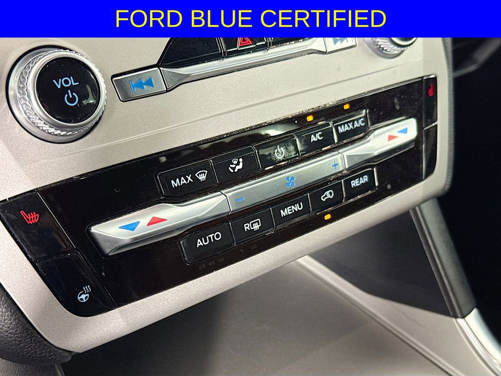 Certified 2023 Ford Explorer XLT w/ Equipment Group 202A image 15