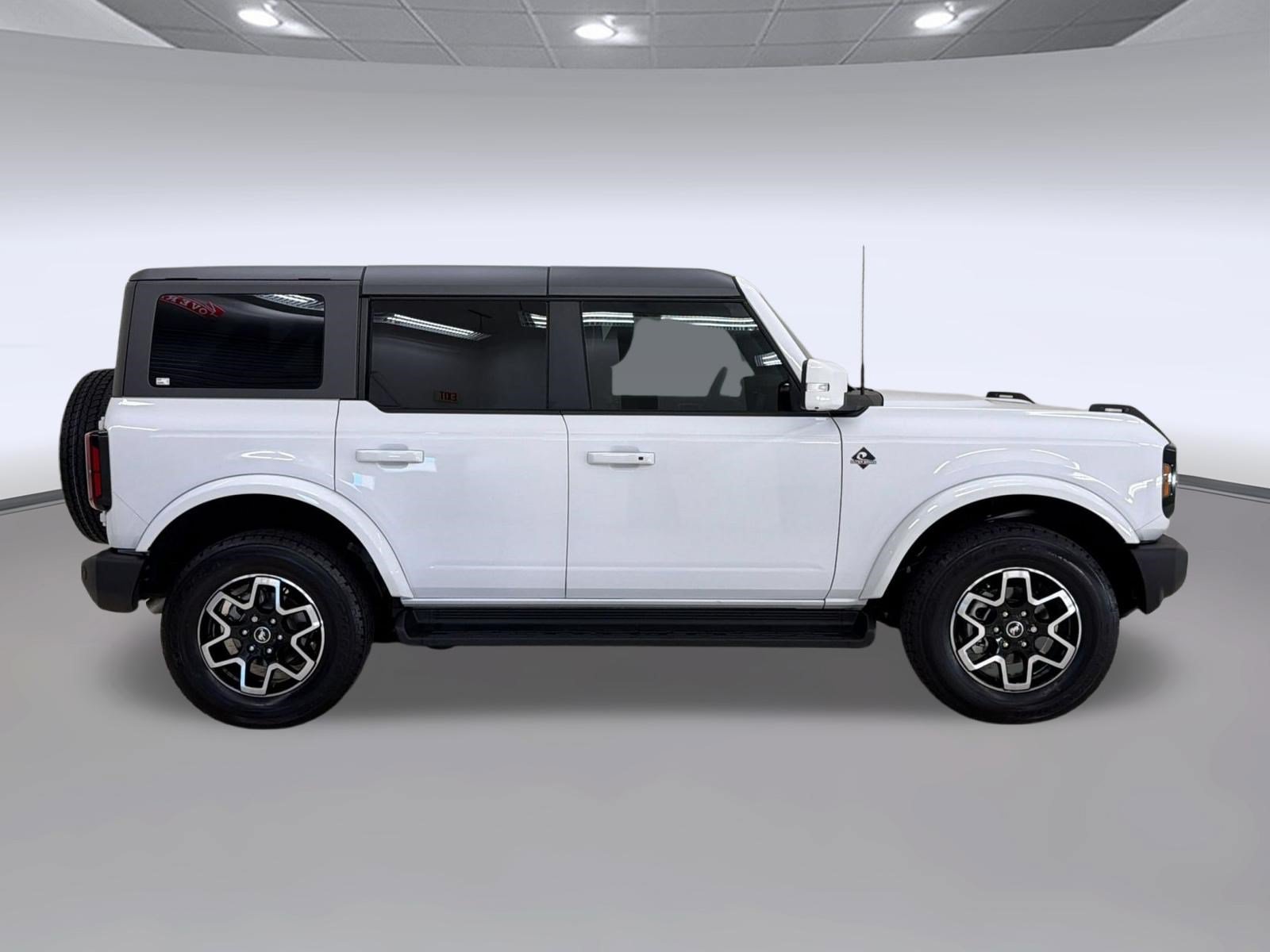 Certified 2025 Ford Bronco Outer Banks AWD/4WD image 8