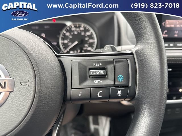 Used 2021 Nissan Rogue SV image 22