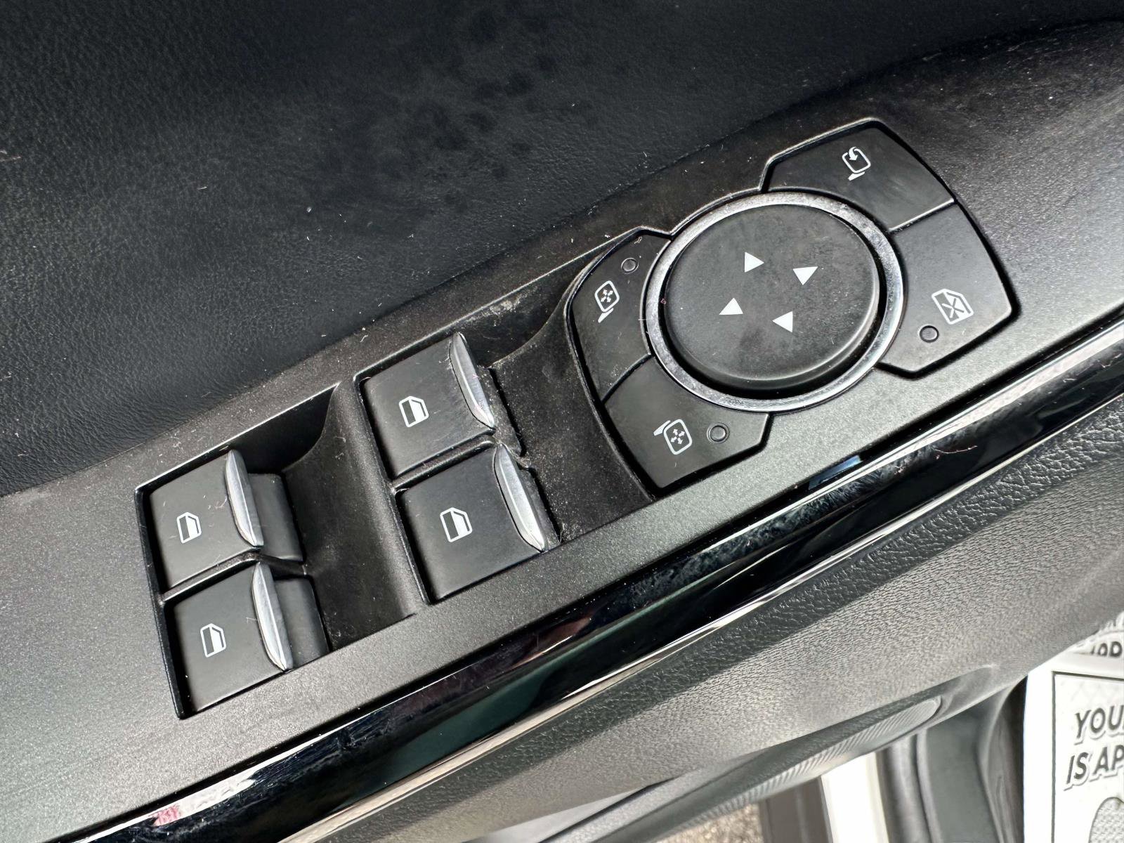 Certified 2022 Ford Explorer ST-Line w/ Class IV Trailer Tow Package image 10