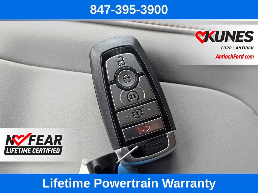 Certified 2025 Ford Expedition Active AWD/4WD image 17