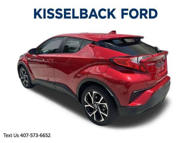 Used 2020 Toyota C-HR XLE FWD image 6