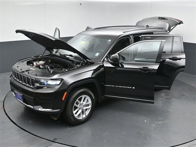 Used 2025 Jeep Grand Cherokee L Laredo w/ Luxury Tech Group I image 55