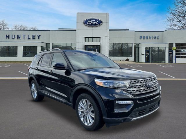 Certified 2023 Ford Explorer Limited AWD/4WD image 3