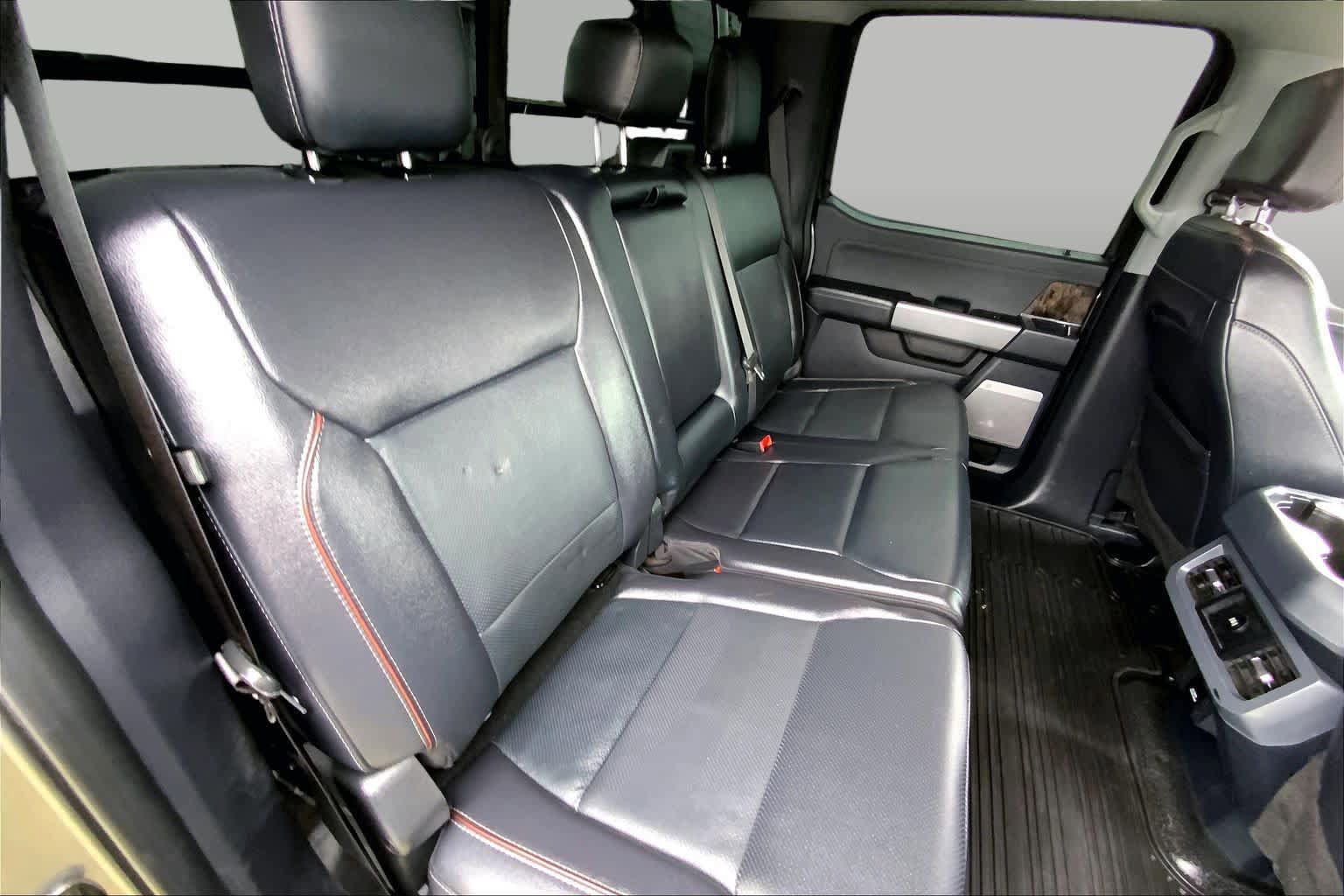 Certified 2024 Ford F550 4x4 Crew Cab Super Duty image 17
