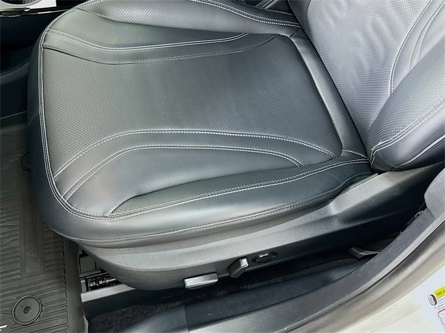 Certified 2022 Ford Mustang Mach-E Premium image 18