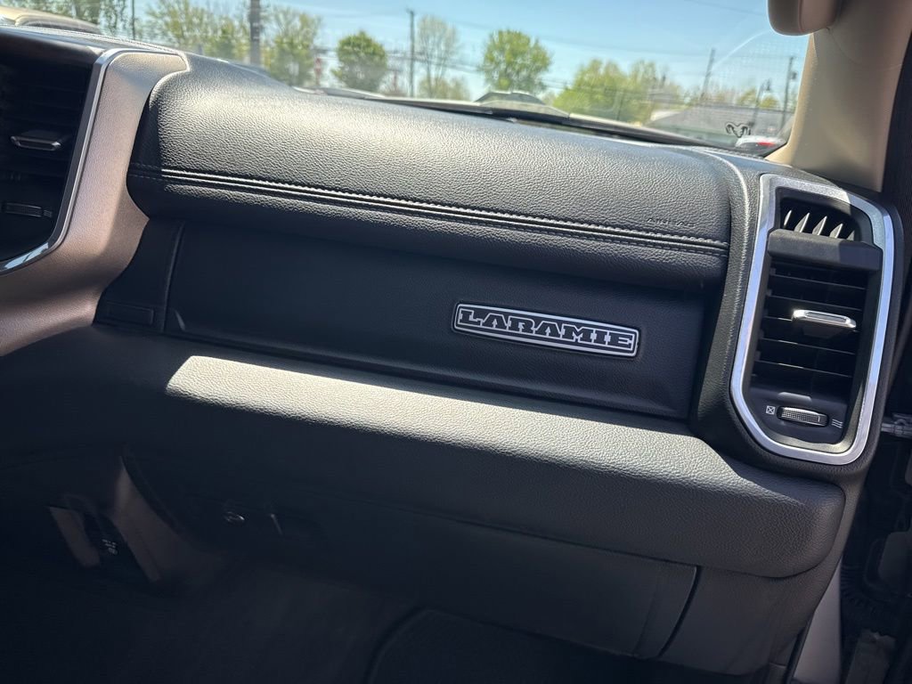 Used 2021 RAM 1500 Laramie AWD/4WD image 38