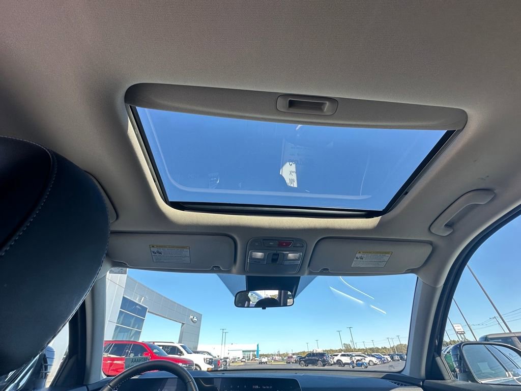 Used 2024 Kia Telluride S w/ S Sunroof Package image 8