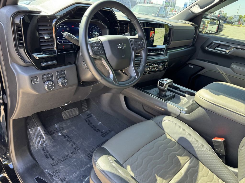 Used 2023 Chevrolet Silverado 1500 ZR2 w/ Technology Package image 14