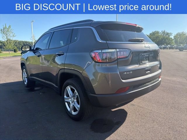 Used 2023 Jeep Compass Latitude AWD/4WD image 15