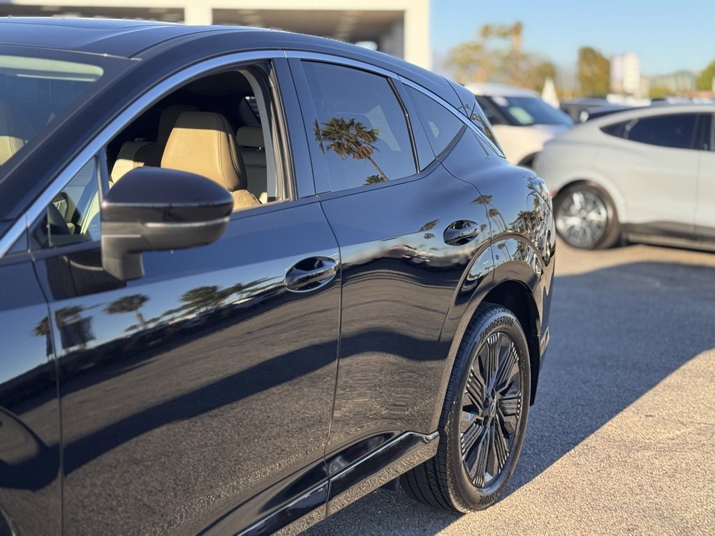 Used 2025 Nissan Murano Platinum w/ Cargo Package image 9