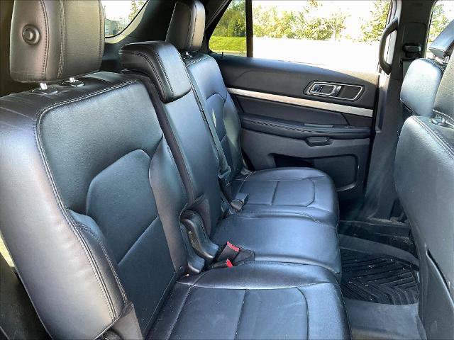Certified 2018 Ford Explorer XLT w/ Equipment Group 202A FWD image 6