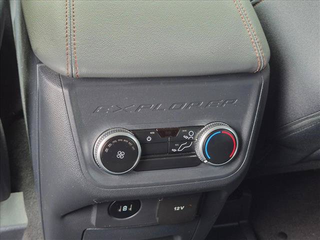 Certified 2025 Ford Explorer Active RWD image 16