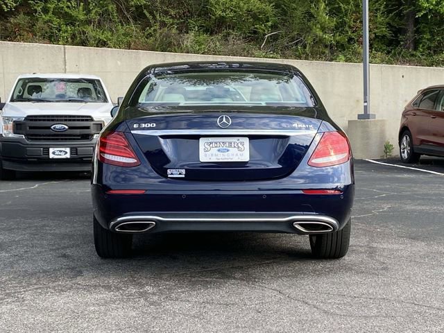 Used 2017 Mercedes-Benz E 300 4MATIC w/ Premium 1 Package image 4