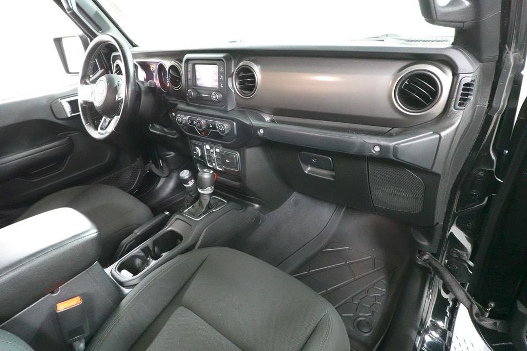 Used 2020 Jeep Gladiator Sport w/ Quick Order Package 24S AWD/4WD image 32