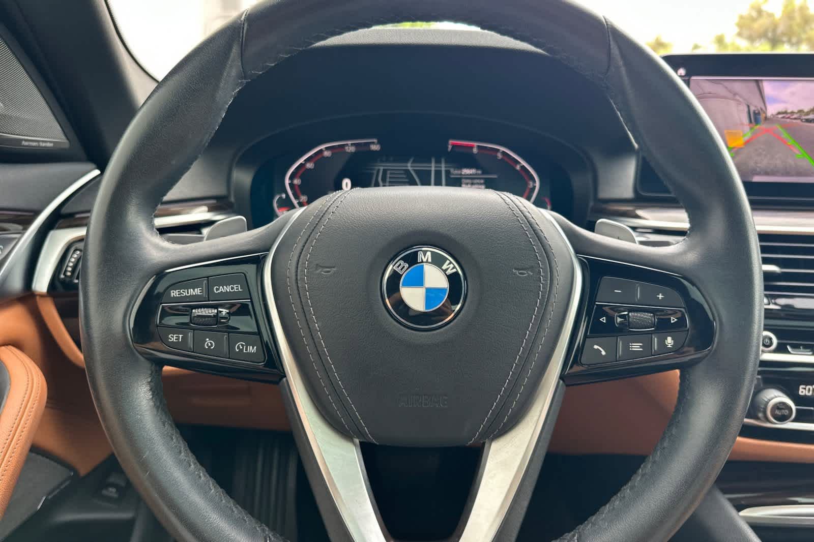 Used 2021 BMW 530i w/ Premium Package RWD image 23