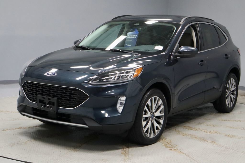 Certified 2022 Ford Escape Titanium w/ Class II Trailer Tow Package AWD/4WD image 8