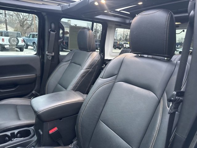 Used 2024 Jeep Wrangler Sahara w/ Safety Group image 16