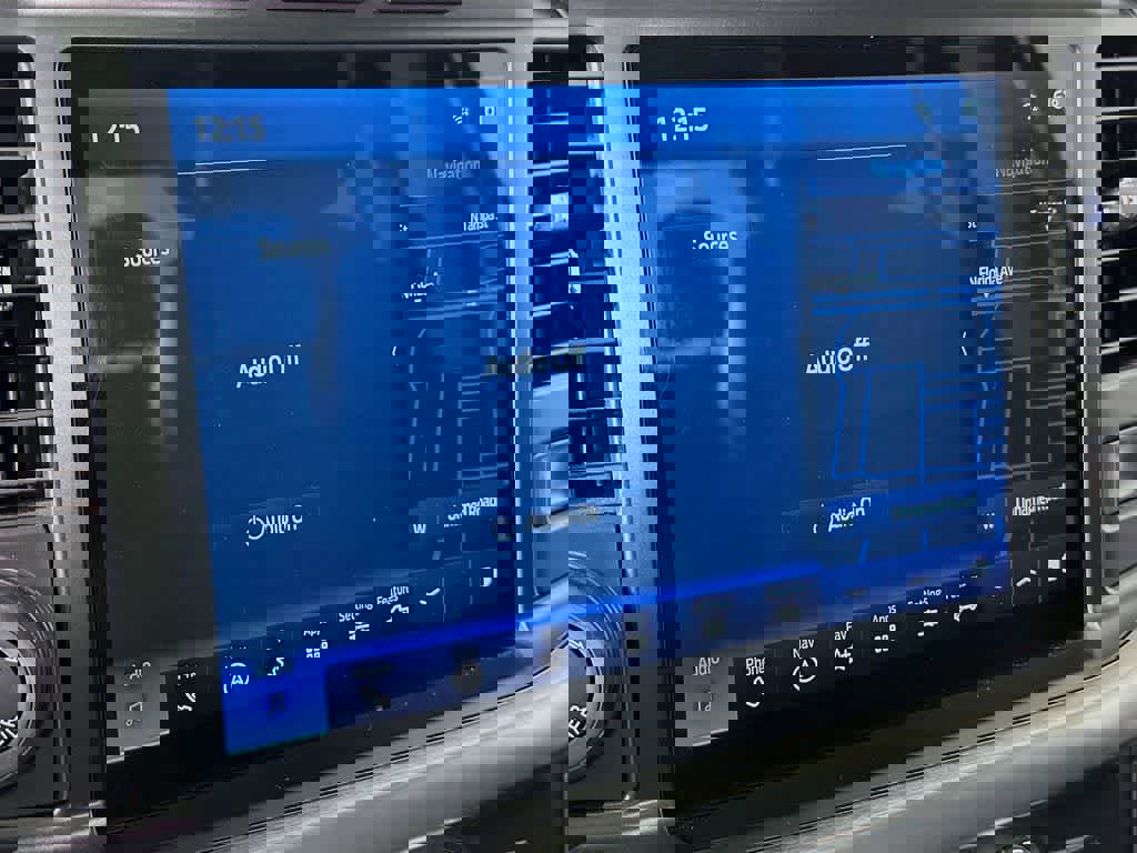 Certified 2021 Ford F150 Lariat w/ Equipment Group 502A High image 20