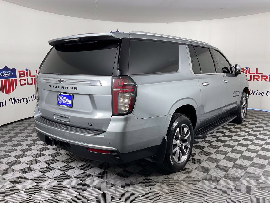 Used 2023 Chevrolet Suburban LT w/ LT Signature Plus Package RWD image 3