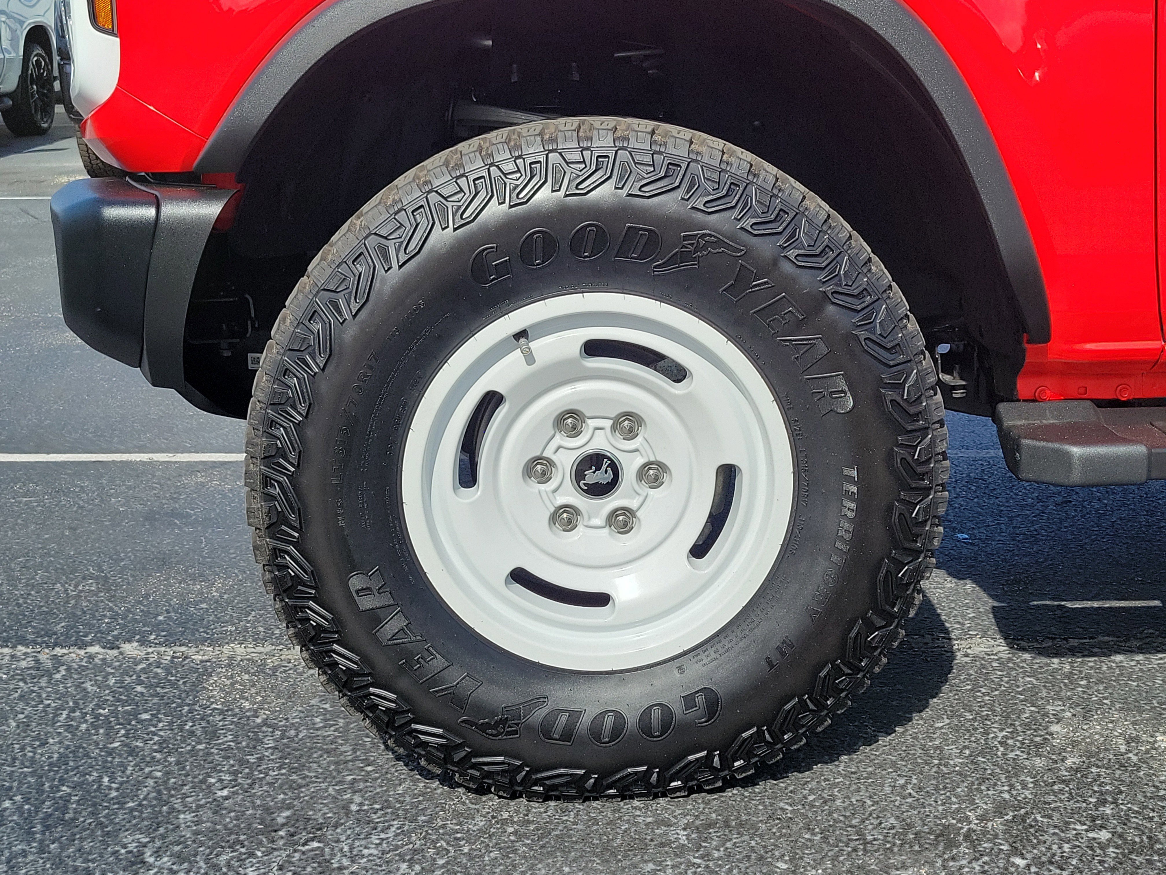 Certified 2024 Ford Bronco Heritage Edition image 8