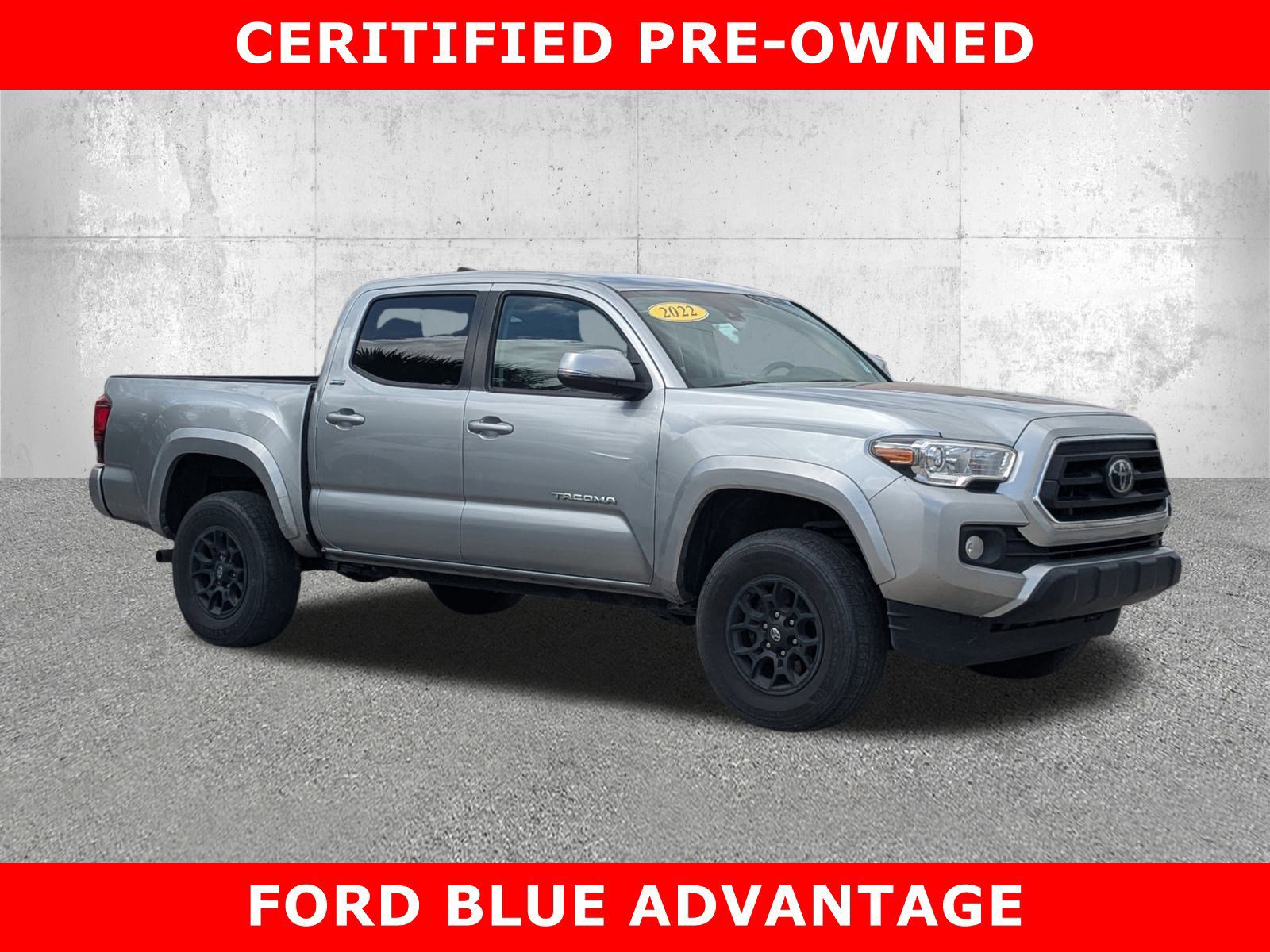 Used 2022 Toyota Tacoma SR5 w/ Technology Package image 6
