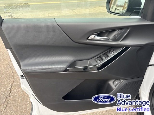 Used 2026 Chevrolet Equinox LT w/ Convenience Package II image 14