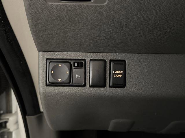 Used 2020 Nissan Frontier SV w/ Midnight Edition Floor Mats image 19