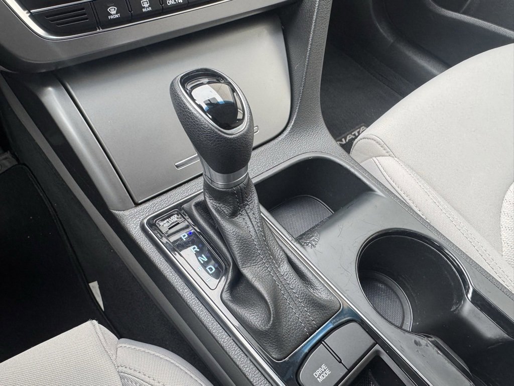 Used 2017 Hyundai Sonata SE image 32