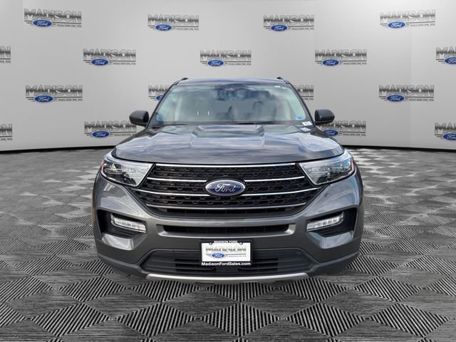 Certified 2022 Ford Explorer XLT w/ Equipment Group 202A AWD/4WD image 8