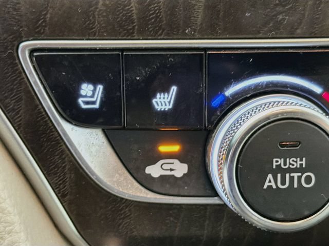 Used 2018 Honda Accord Touring image 24