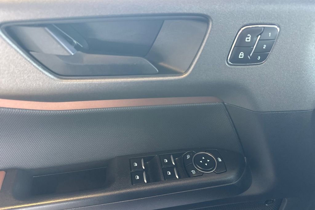 Certified 2025 Ford Bronco Sport Outer Banks w/ Outer Banks Tech Package+ AWD/4WD image 13