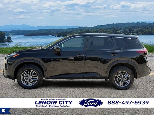 Used 2024 Nissan Rogue S AWD/4WD image 6