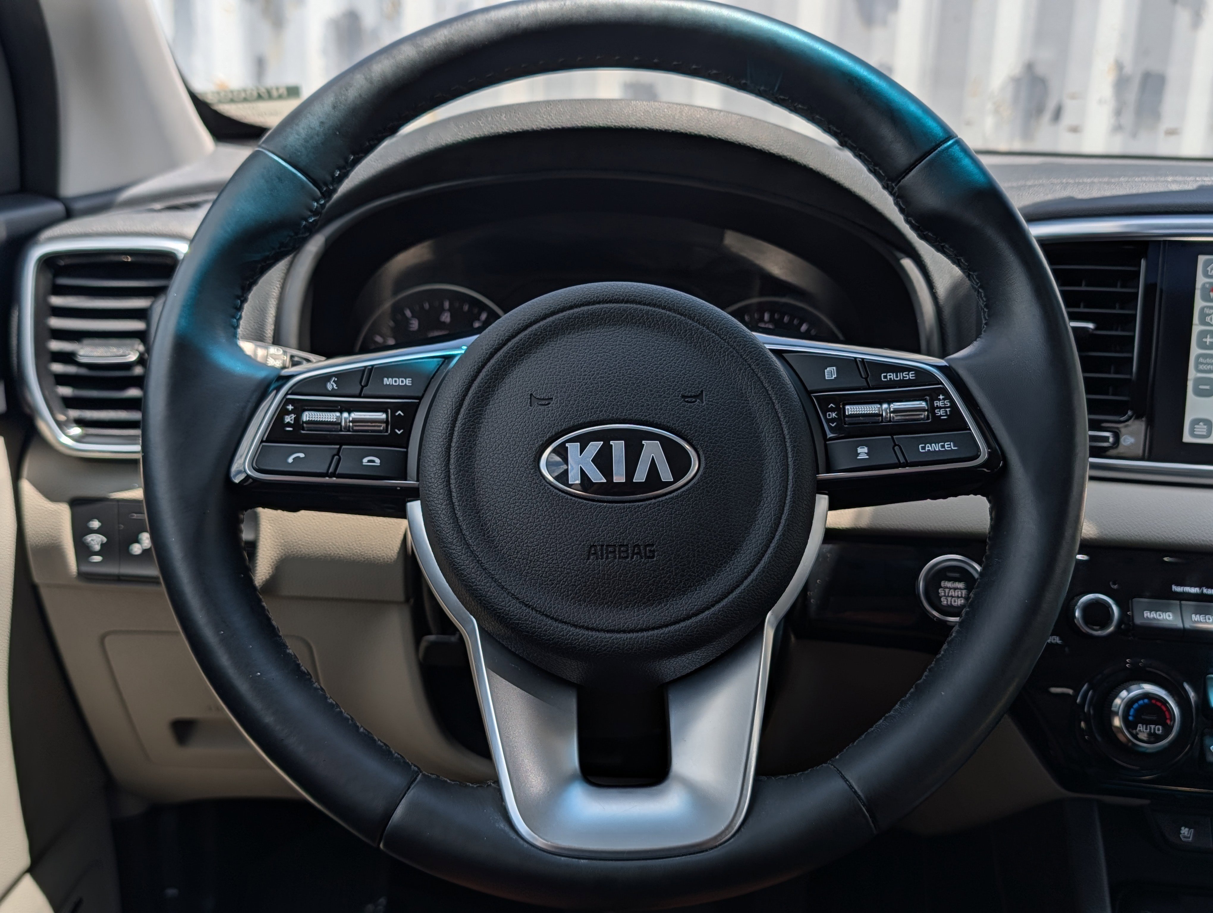 Used 2022 Kia Sportage EX w/ EX Technology Package FWD image 28
