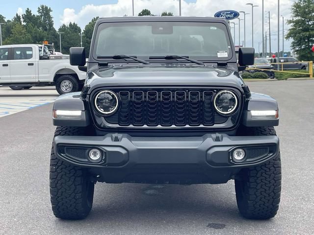 Used 2024 Jeep Gladiator Sport AWD/4WD image 30