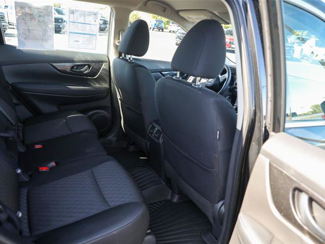 Used 2020 Nissan Rogue S AWD/4WD image 28