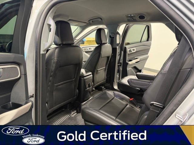 Certified 2024 Ford Explorer XLT w/ Equipment Group 202A RWD image 22