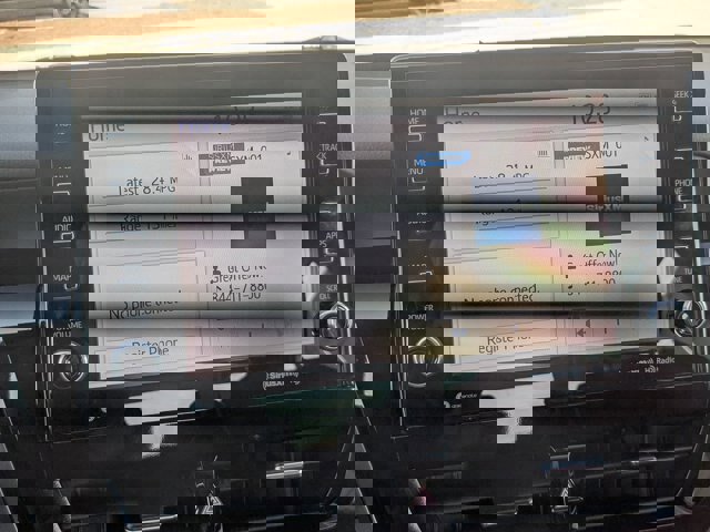 Used 2023 Toyota Camry XSE FWD image 21