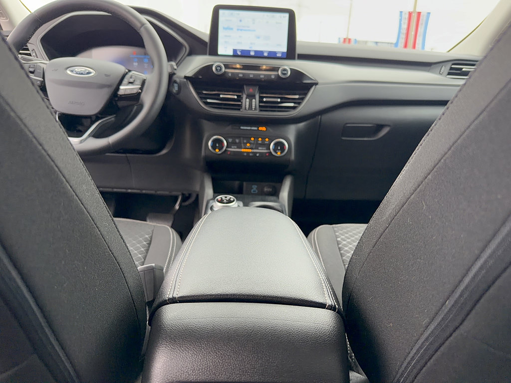 Certified 2023 Ford Escape Active AWD/4WD image 29