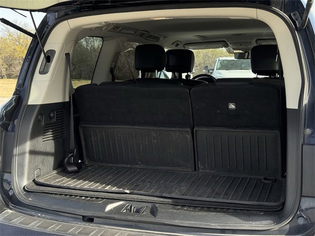 Used 2019 Nissan Armada Platinum w/ Captain's Chairs Package image 32